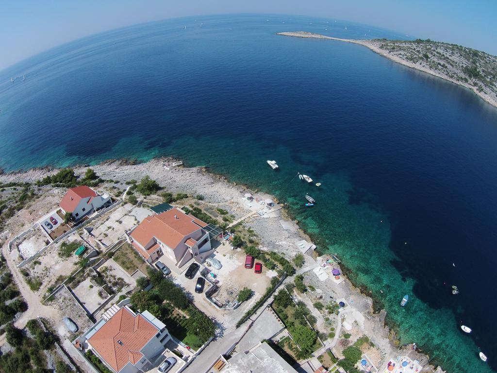 Direkt Am Meer-Apartments Puntaplanka Rogoznica  Eksteriør bilde