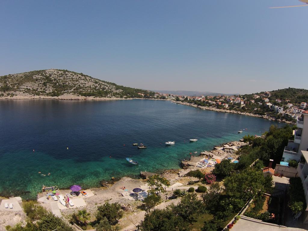 Direkt Am Meer-Apartments Puntaplanka Rogoznica  Eksteriør bilde