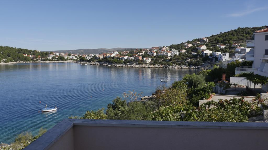 Direkt Am Meer-Apartments Puntaplanka Rogoznica  Eksteriør bilde